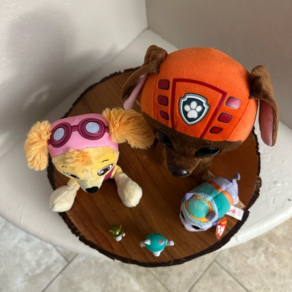 Nickelodeon Paw Patrol Skye, Zuma, Everest Plush Bundle Lot - Picture 2 of 4